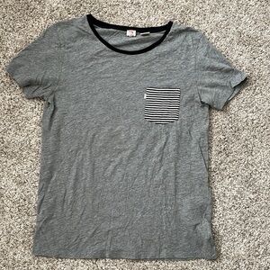 Levi’s Pocket T-Shirt